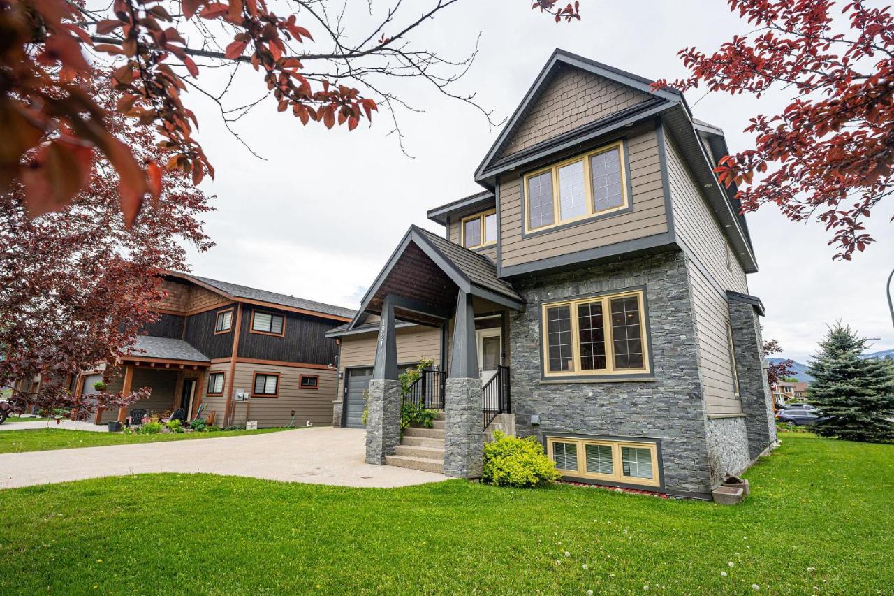 Aspen Lodge By Revelstoke Vacations Dış mekan fotoğraf